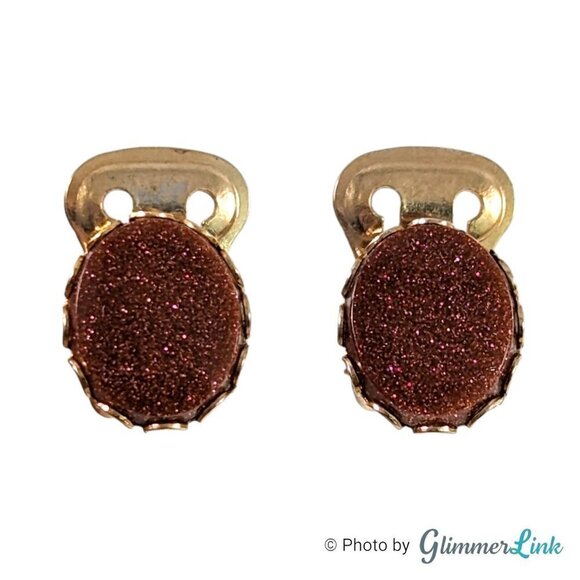 Vintage Mid-Century Goldstone Gold Tone Clip On Earrings and Pendant Jewelry Set - Picture 7 of 13